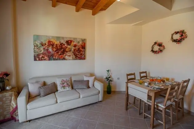 Chrysianna Seaview Apartment