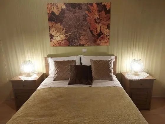 Zoi Luxurious Retreat