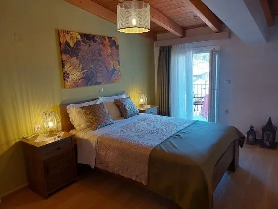 Zoi Luxurious Retreat