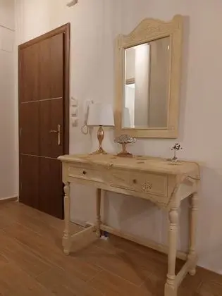 Zoi Luxurious Retreat