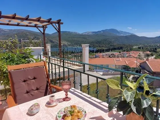 Zoi Luxurious Retreat