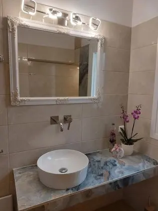 Zoi Luxurious Retreat