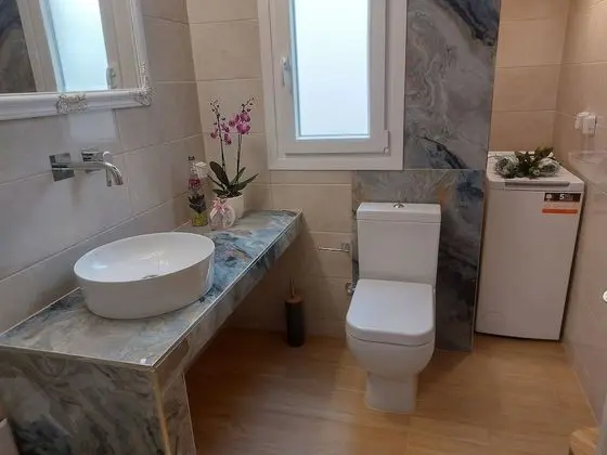 Zoi Luxurious Retreat