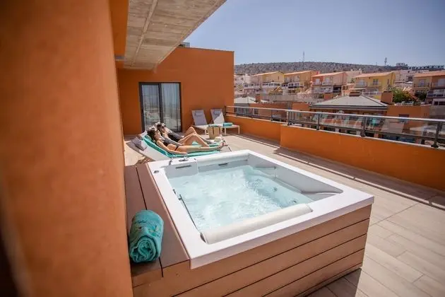 Özel spa küveti