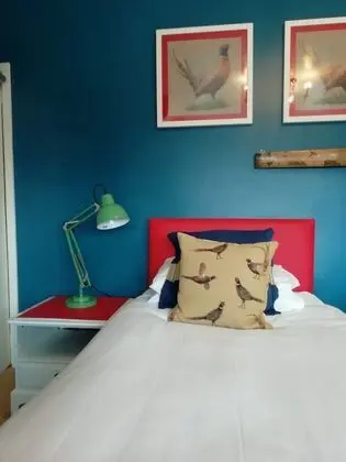 Classic Twin Room, 1 Twin Bed / King Bed, Private Bathroom, Mountain View