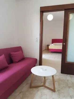 Superior Üç Kişilik Oda, Havuz Manzaralı