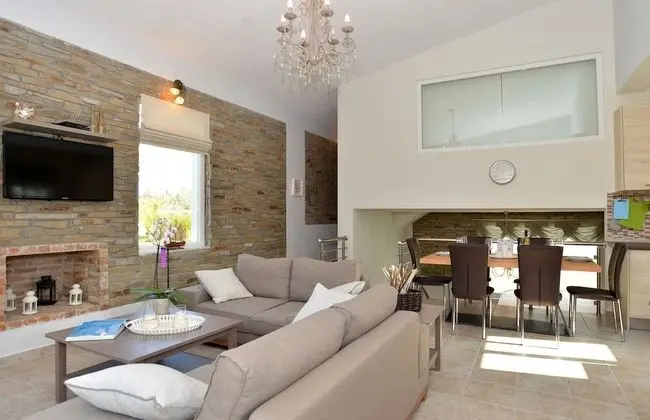 Villa, Kısmi Deniz Manzaralı