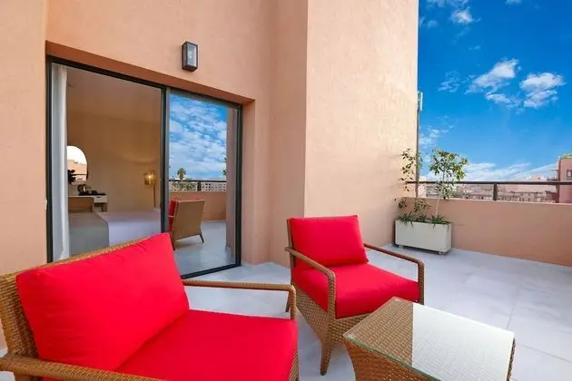 Deluxe Oda, Sigara İçilmez, Şehir Manzaralı