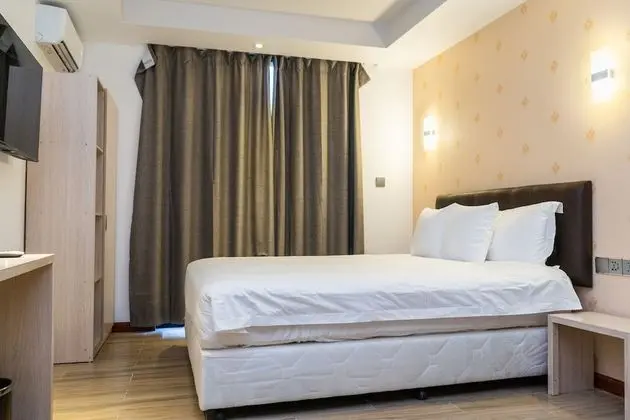 Deluxe Tek Büyük Yataklı Oda