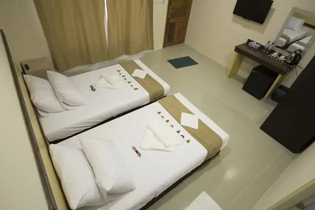 Deluxe Tek Büyük veya İki Ayrı Yataklı Oda, Balkon, Bahçe Manzaralı