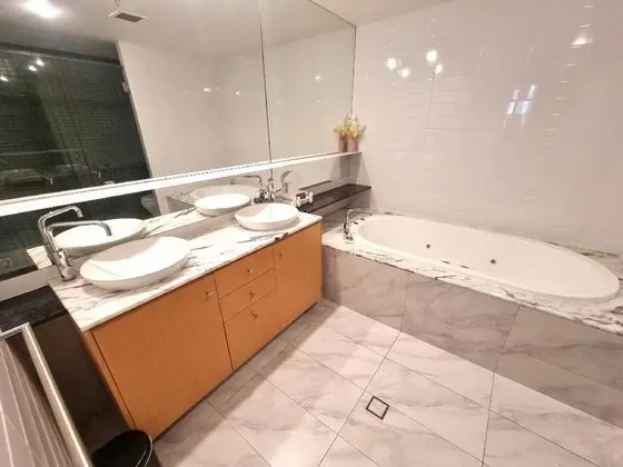 Apart Daire, 3 Yatak Odası, Havuz Manzaralı