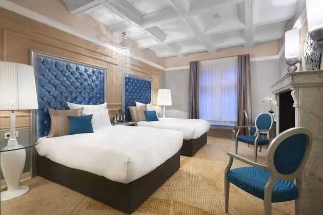 Grand Oda, 2 Çift Kişilik Yatak