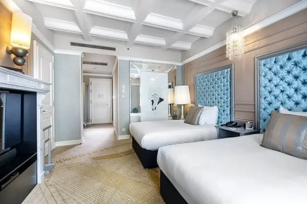 Grand Oda, 2 Çift Kişilik Yatak