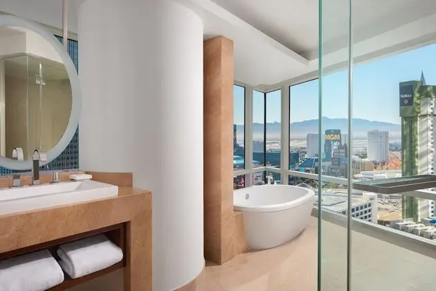 Corner Suite Strip View