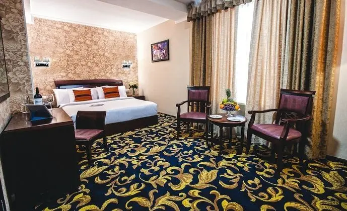 Deluxe Tek Büyük veya İki Ayrı Yataklı Oda