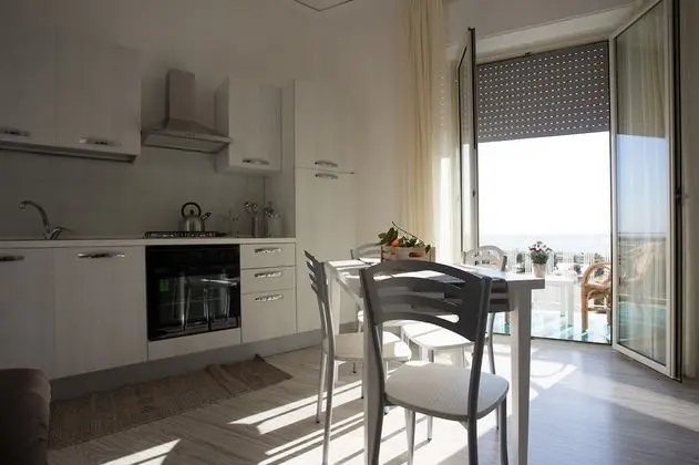 Apart Daire, 2 Yatak Odası, Balkon, Deniz Manzaralı