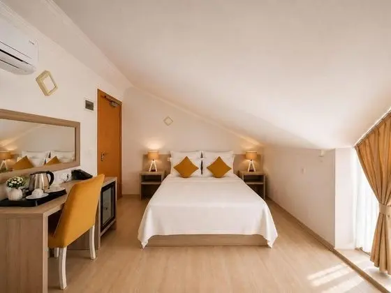 Penthouse, Dağ Manzaralı