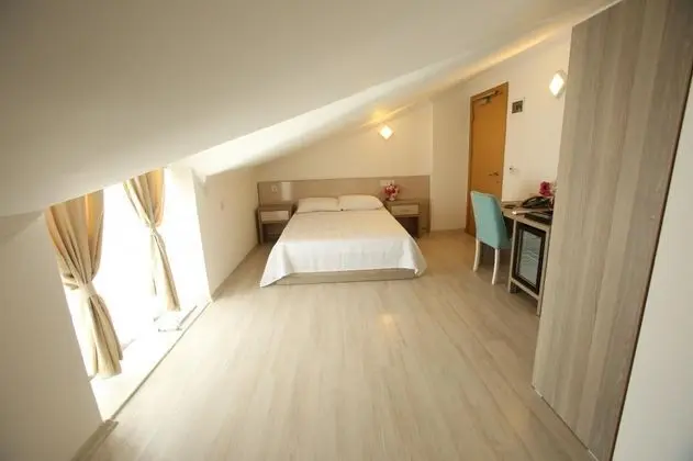 Penthouse, Deniz Manzaralı