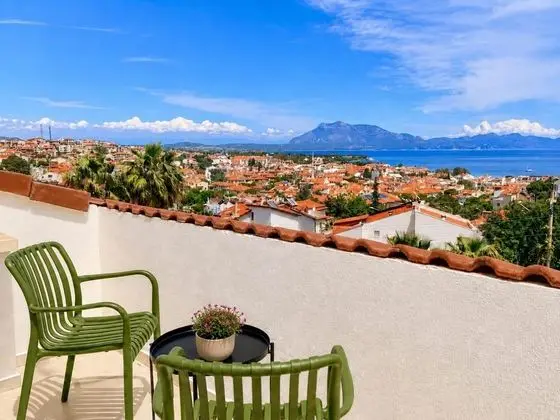 Penthouse, Deniz Manzaralı