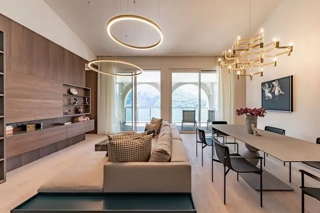 Lake View Grand Loggia Suite
