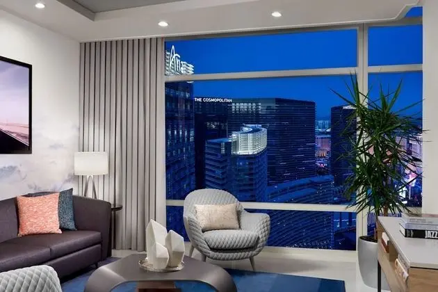Sky Suites One Bedroom Penthouse - Strip View