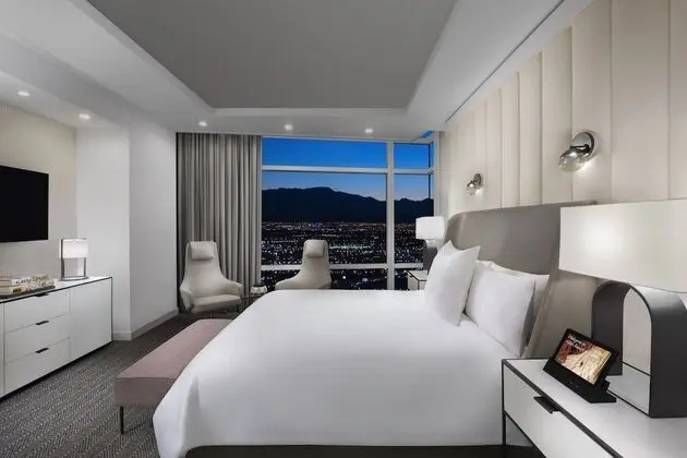 Sky Suites Two Bedroom - Mountain View