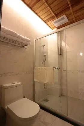Deluxe Dört Kişilik Oda