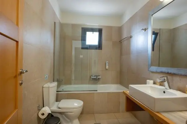Suite with Side Sea View