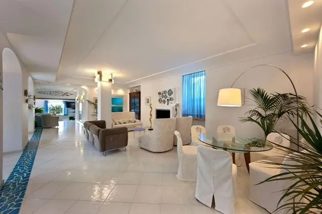 Villa, Sigara İçilebilir