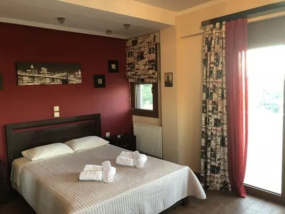 Tek Büyük Yataklı Oda
