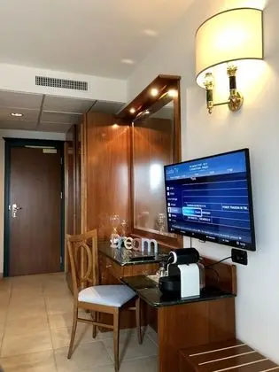 Tek Büyük veya İki Ayrı Yataklı Oda, Balkon