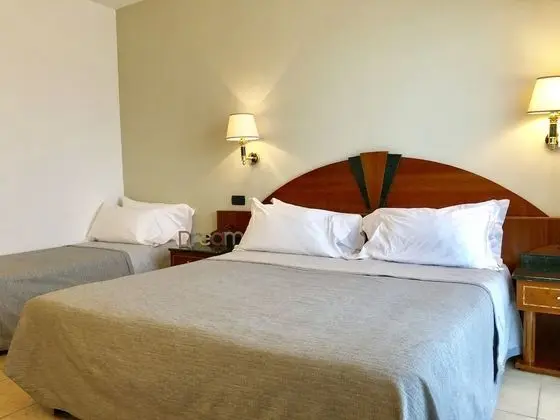 Üç Kişilik Oda, Balkon