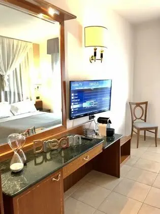 Üç Kişilik Oda, Balkon