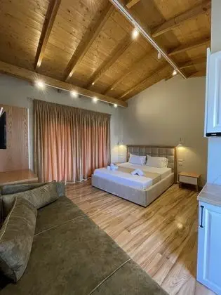 Deluxe Üç Kişilik Oda, Balkon