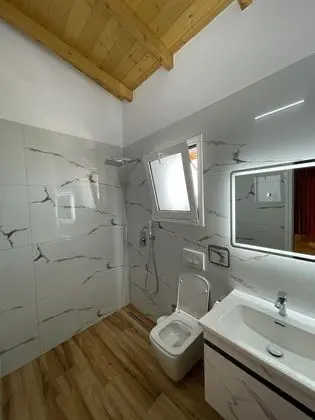 Deluxe Üç Kişilik Oda, Balkon