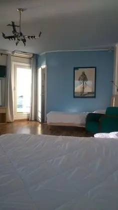 Üç Kişilik Oda, Deniz Manzaralı