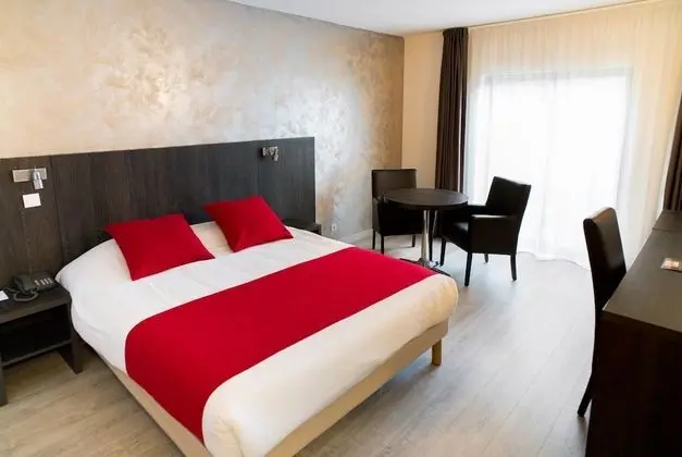 Comfort Tek Büyük Yataklı Oda