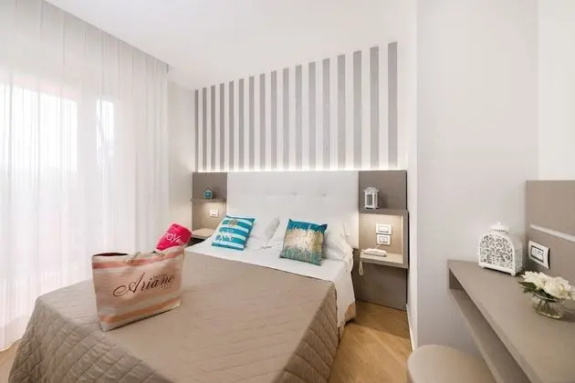 Standard Tek Büyük veya İki Ayrı Yataklı Oda