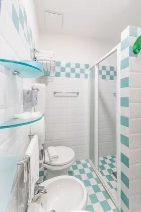 Standard Tek Büyük veya İki Ayrı Yataklı Oda