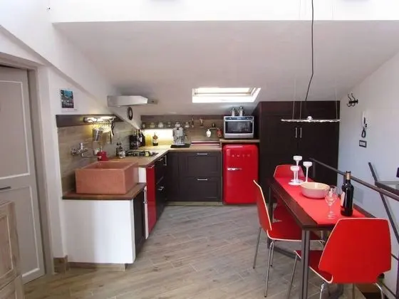 Apart Daire, 1 En Büyük (King) Boy Yatak ve Çekyat