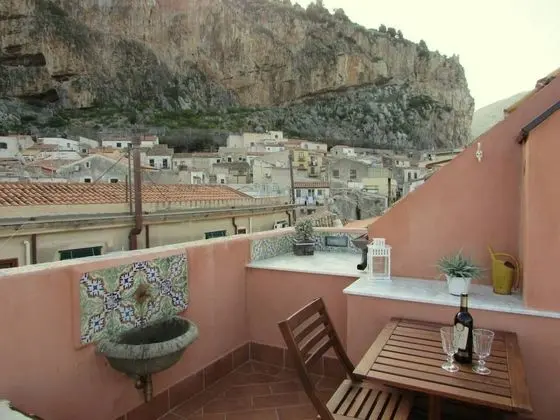 Apart Daire, 1 En Büyük (King) Boy Yatak ve Çekyat