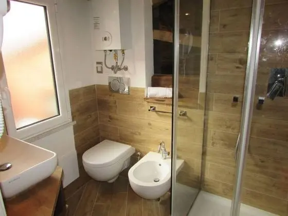 Apart Daire, 1 En Büyük (King) Boy Yatak ve Çekyat