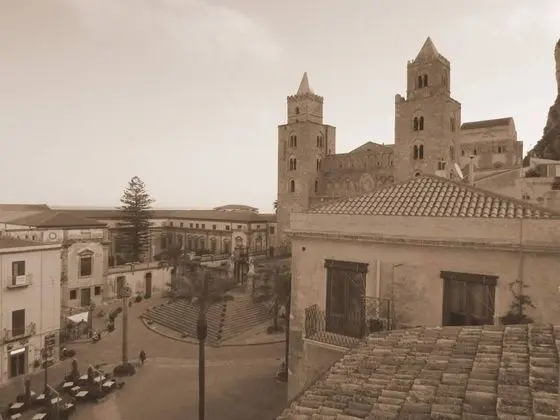 Apart Daire, 1 En Büyük (King) Boy Yatak ve Çekyat