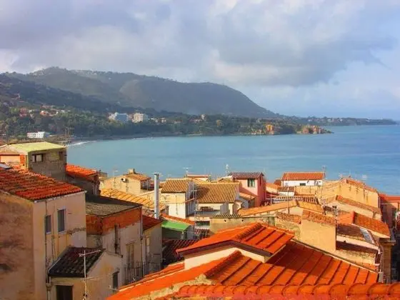 Apart Daire, 1 En Büyük (King) Boy Yatak ve Çekyat