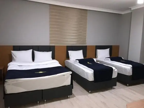 Triple, Şehir Manzaralı, Fransız Balkonlu