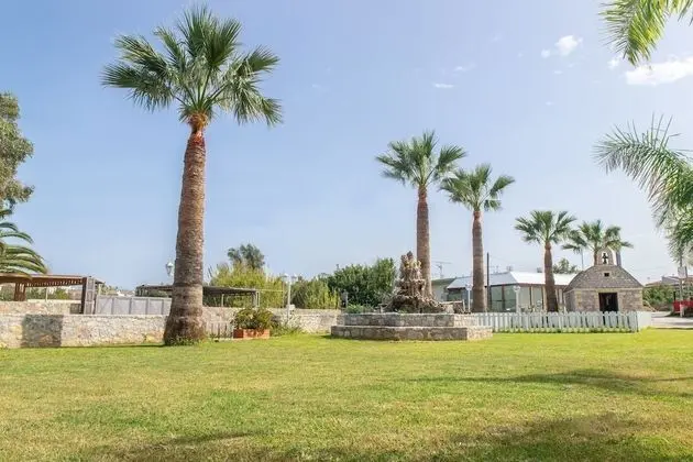 Stüdyo, Bahçe Manzaralı