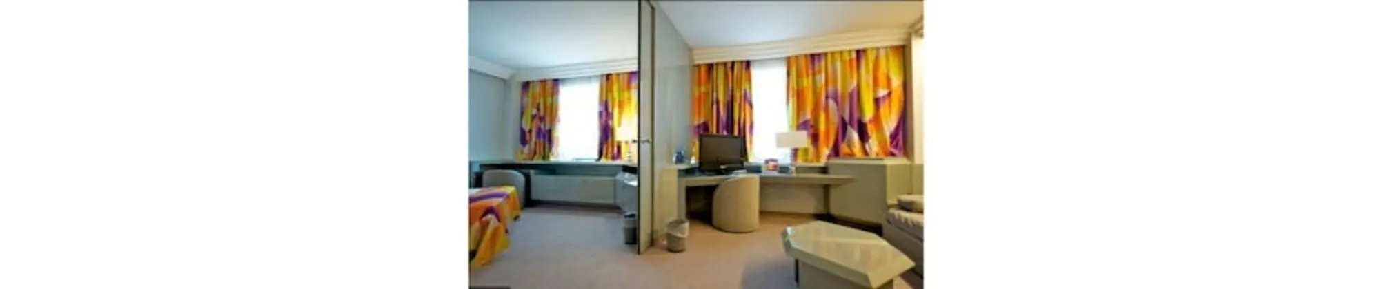 Büyük Yataklı Tek Kişilik Oda