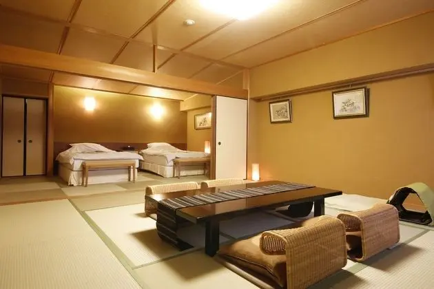 Traditional Süit, Sigara İçilmez (High Class Open-air bath, Futon&Bed)