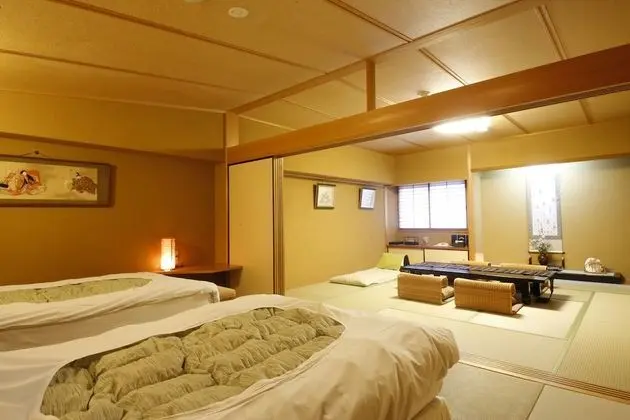 Traditional Süit, Sigara İçilmez (High Class Open-air bath, Futon&Bed)