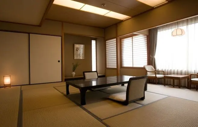 Oda, Sigara İçilmez (Japanese Style, Tatami 10)